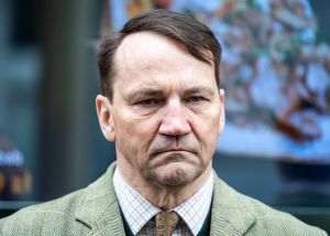 Ministrul polonez de externe: „Interesant este că toate dronele care au intrat în ţară erau nefuncţionale, ceea ce îmi sugerează că Rusia a încercat să ne testeze fără a declanşa un război”